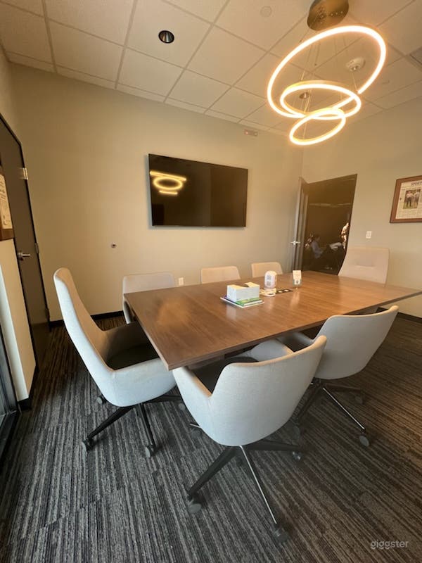  One-of-a-Kind Meeting Space 