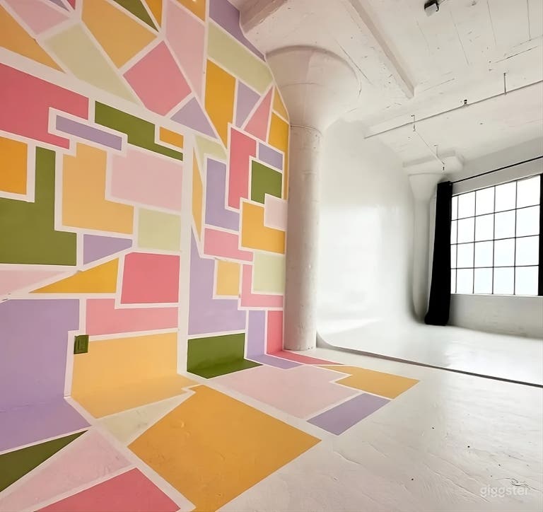  Creative Playground | Multi-set Studio | Cyc Wall  