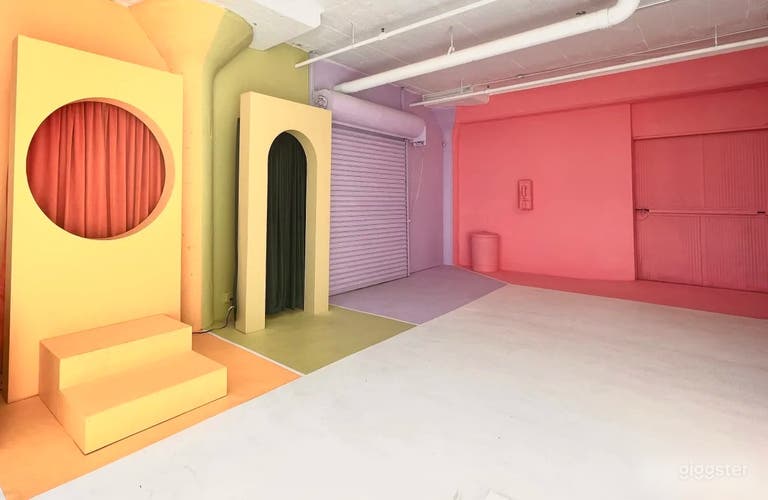  Creative Playground | Multi-set Studio | Cyc Wall  