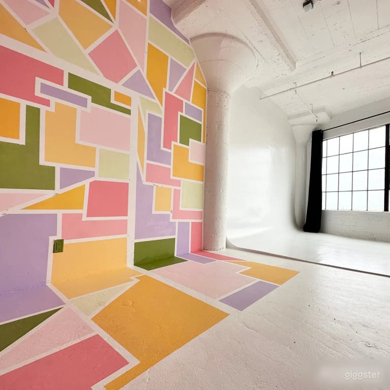  Creative Playground | Multi-set Studio | Cyc Wall  