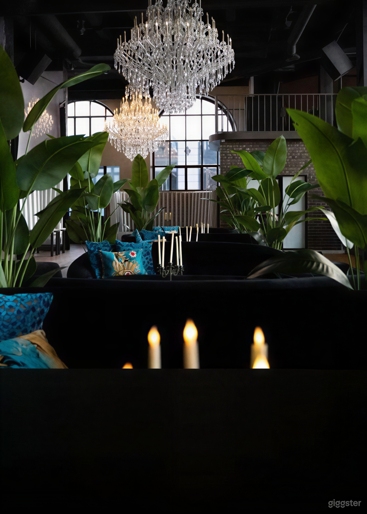 Luxurious Lounge & Modern Event Venue Photo 3