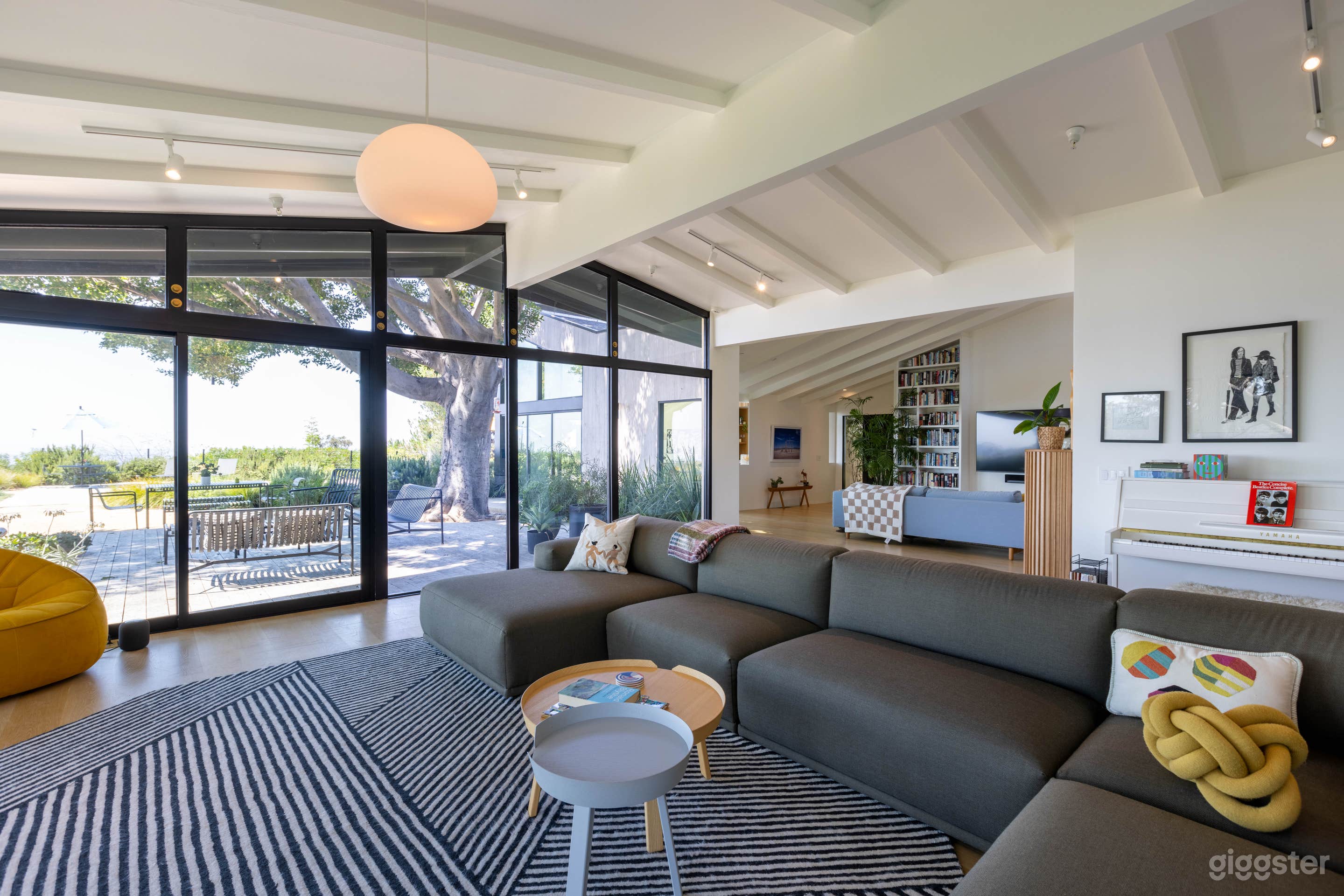 Hollywood Canyon View Photo 4