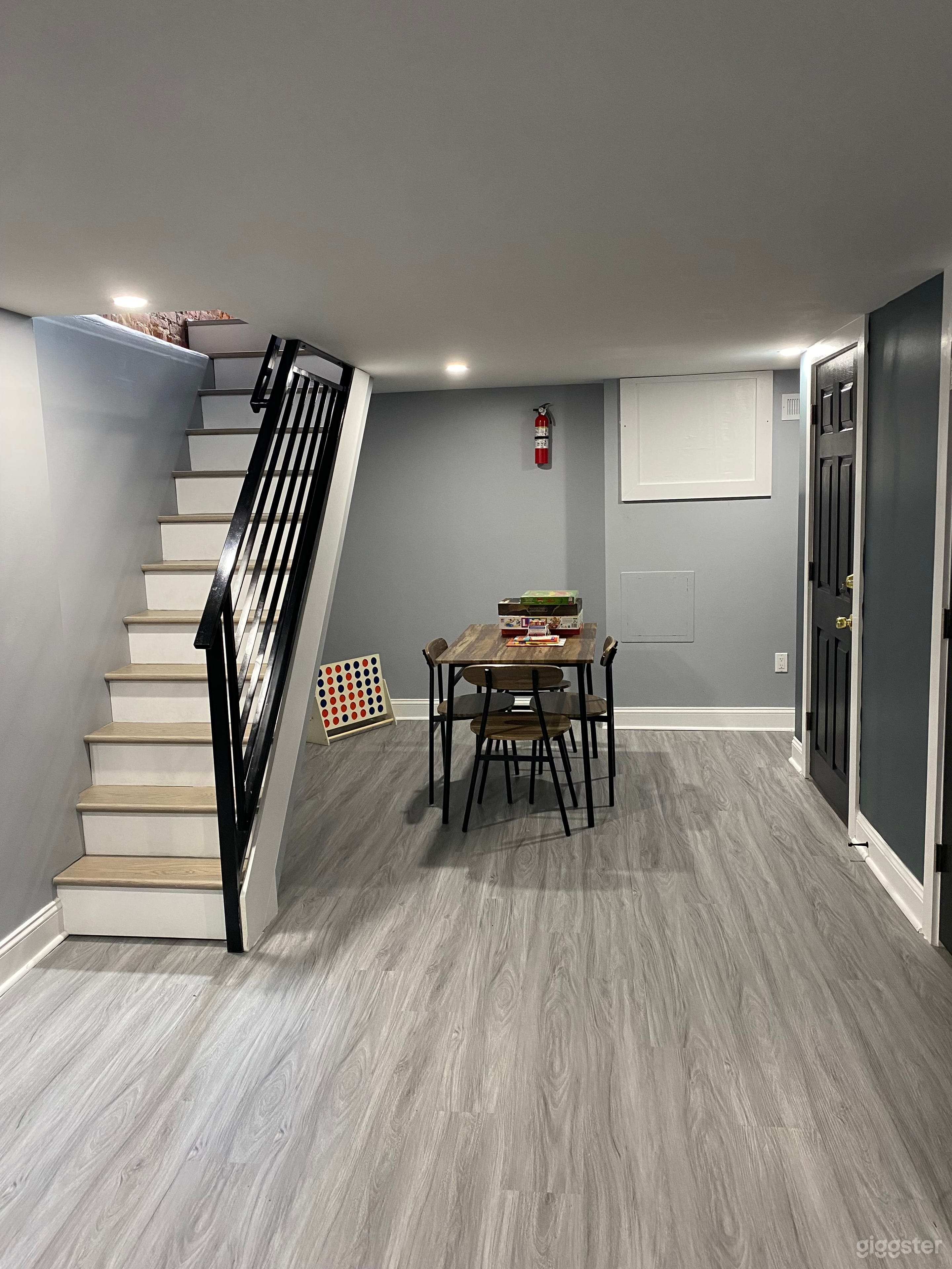 Beautifully designed house in Point Breeze, Philly Photo 3