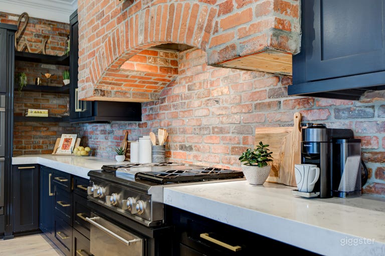  Arcadia Home w/Resort Style Backyard, Chef Kitchen 