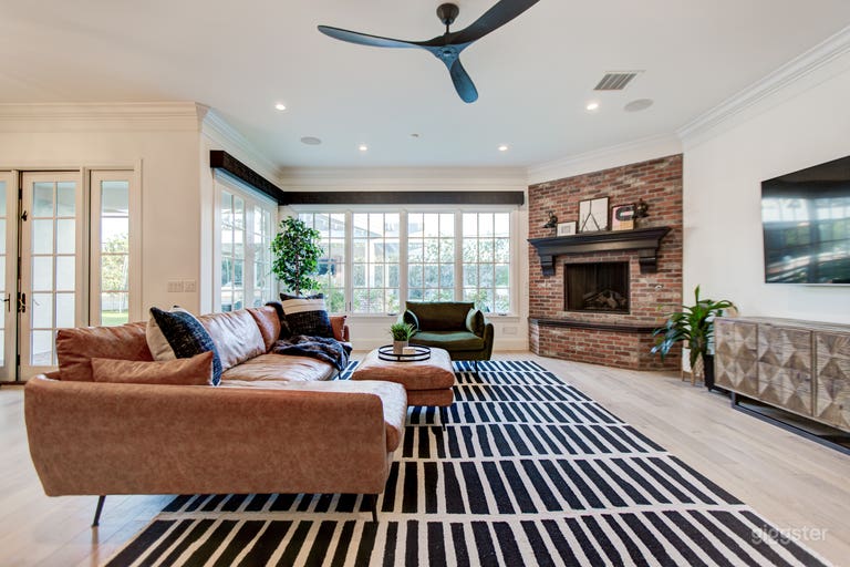  Arcadia Home w/Resort Style Backyard, Chef Kitchen 