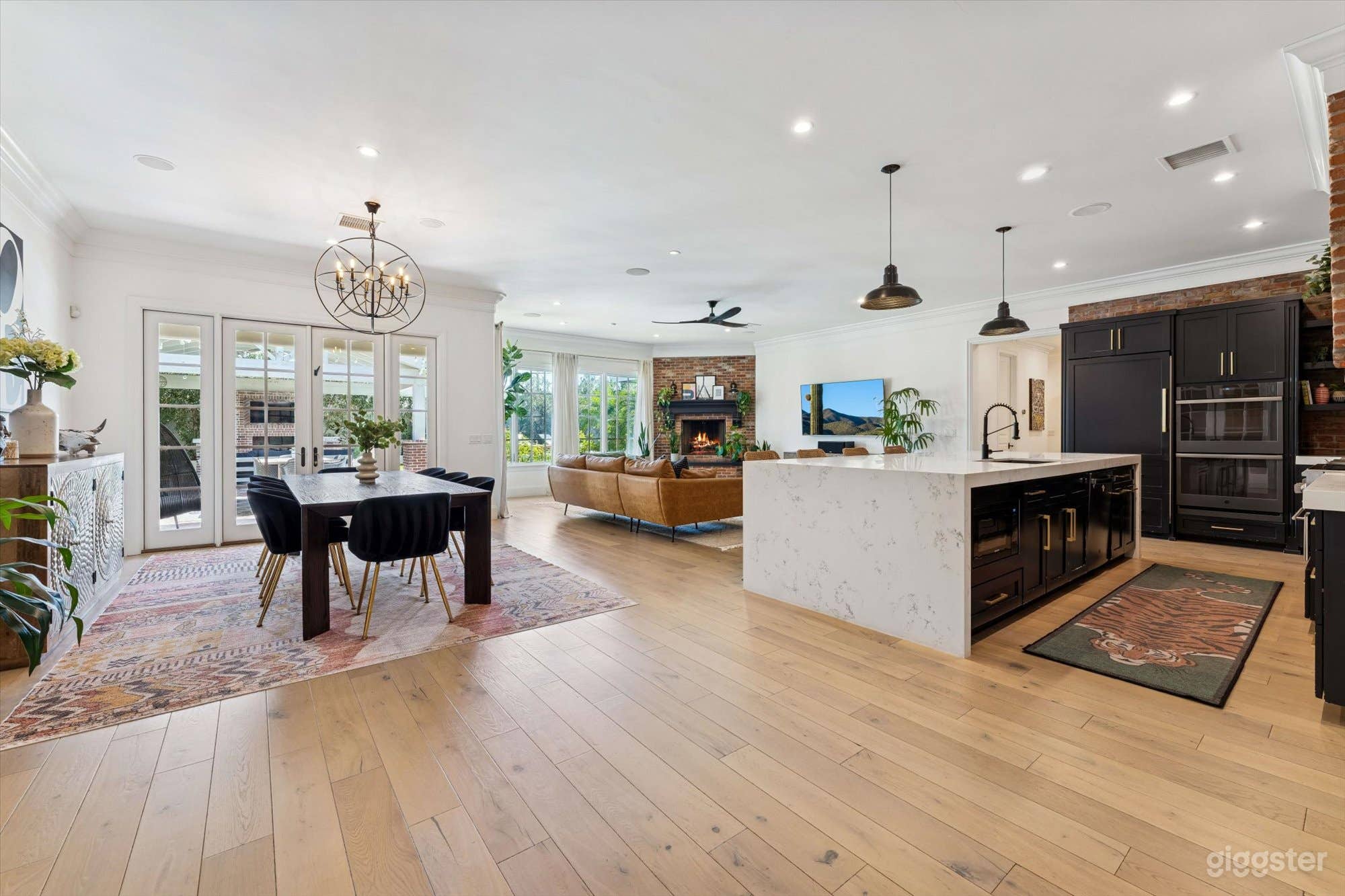 Bright, Open Arcadia Proper Home with Beautiful Yard Photo 1