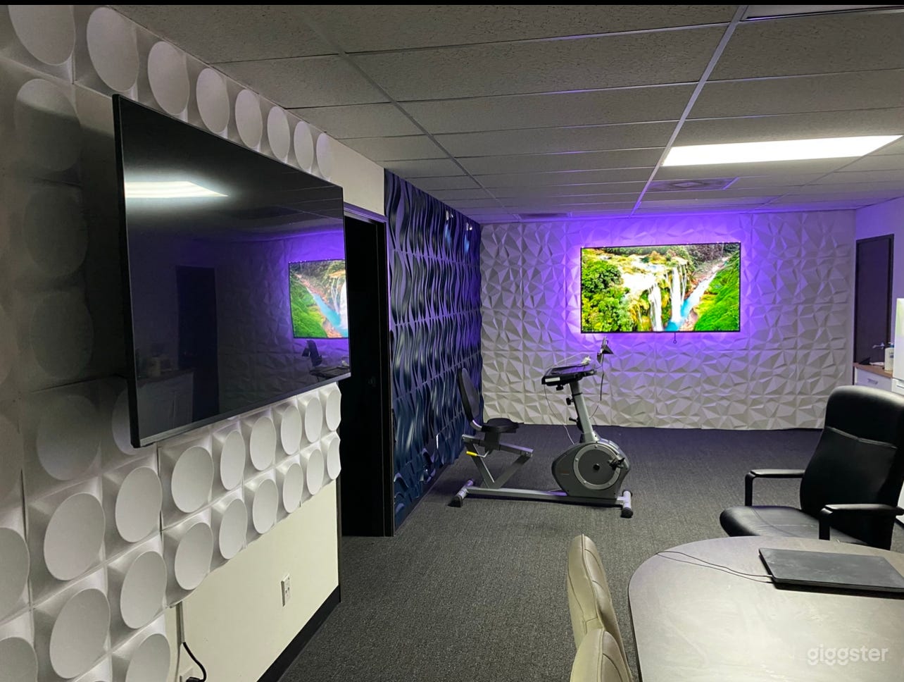 Large Creative Office, Conference + Studio Space Photo 3