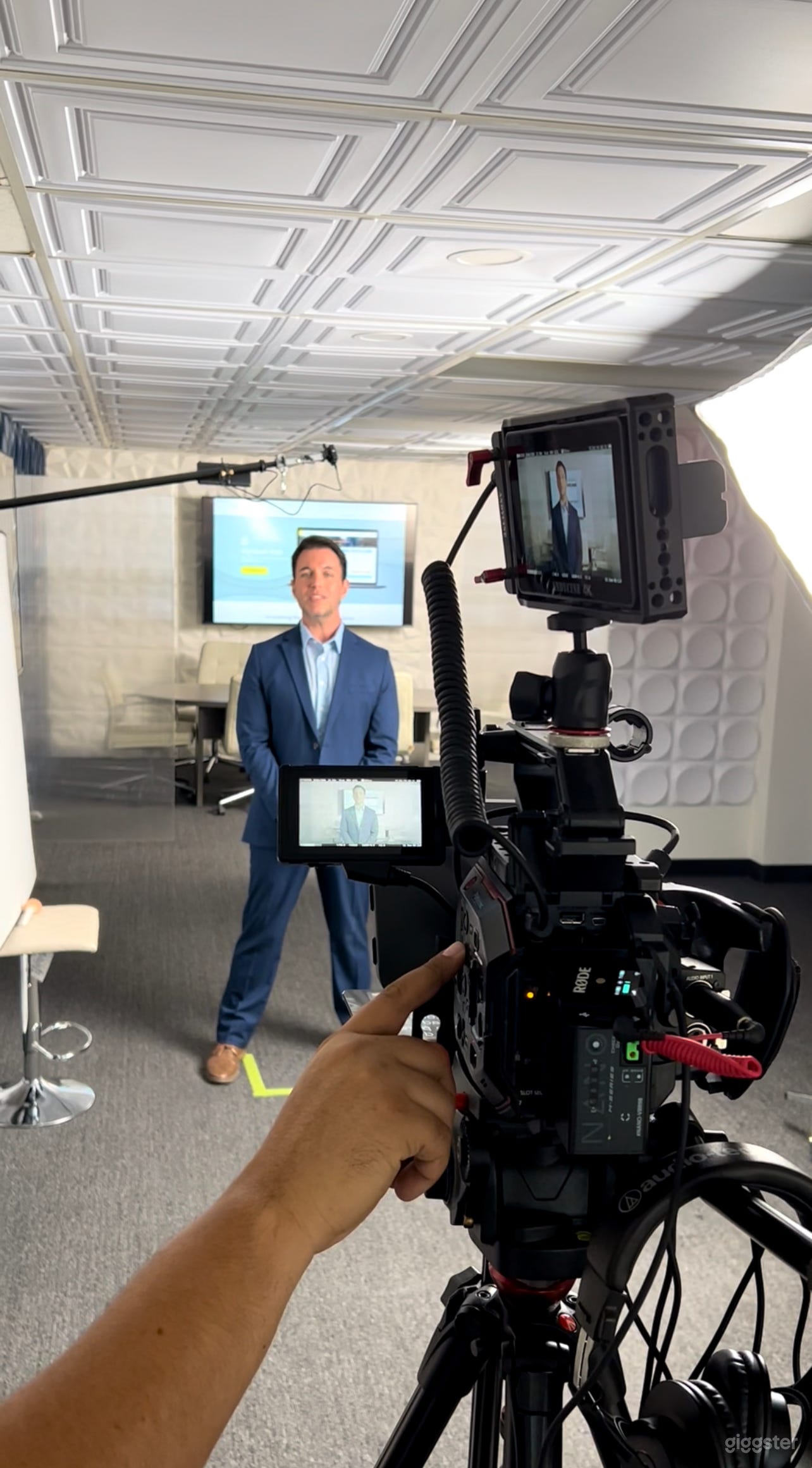 Large Creative Office, Conference + Studio Space Photo 4