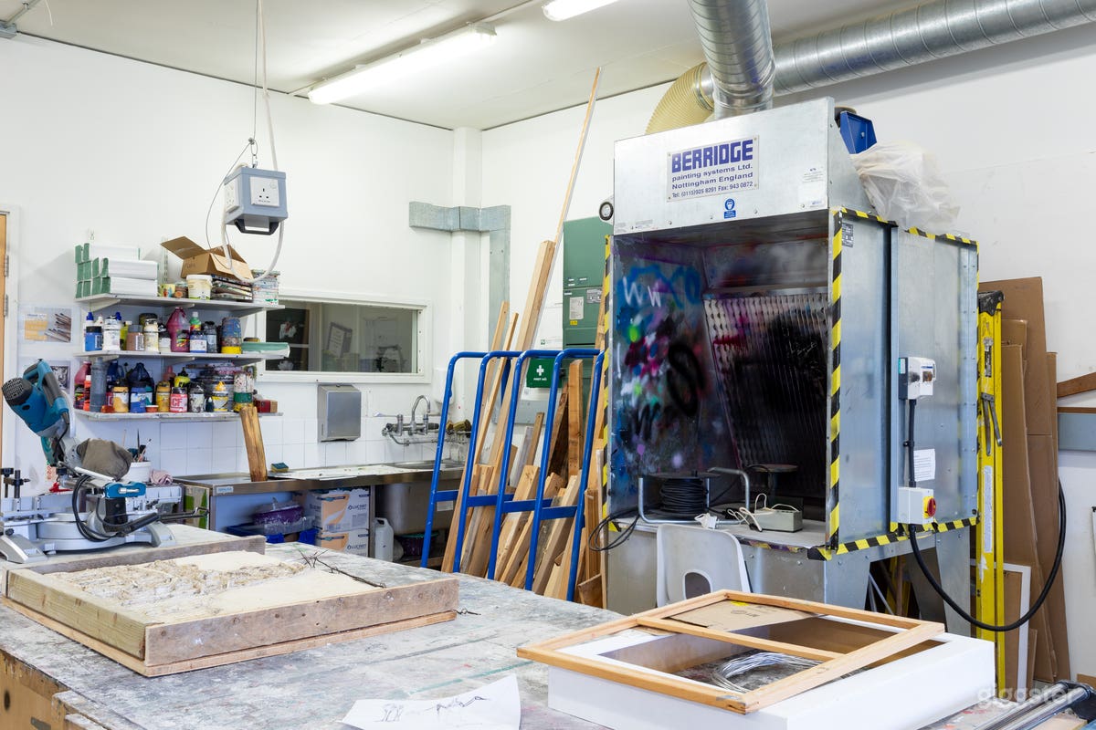 Visual Arts Workshop - Angel Photo 4