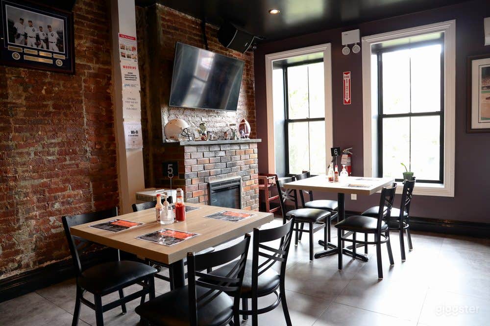 Chic, Urban Sports Bar and Restaurant in Bed-Stuy  Photo 1