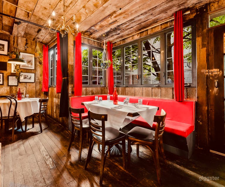  Elegant/European/Retro Restaurant 