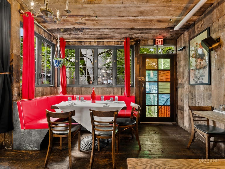  Elegant/European/Retro Restaurant 