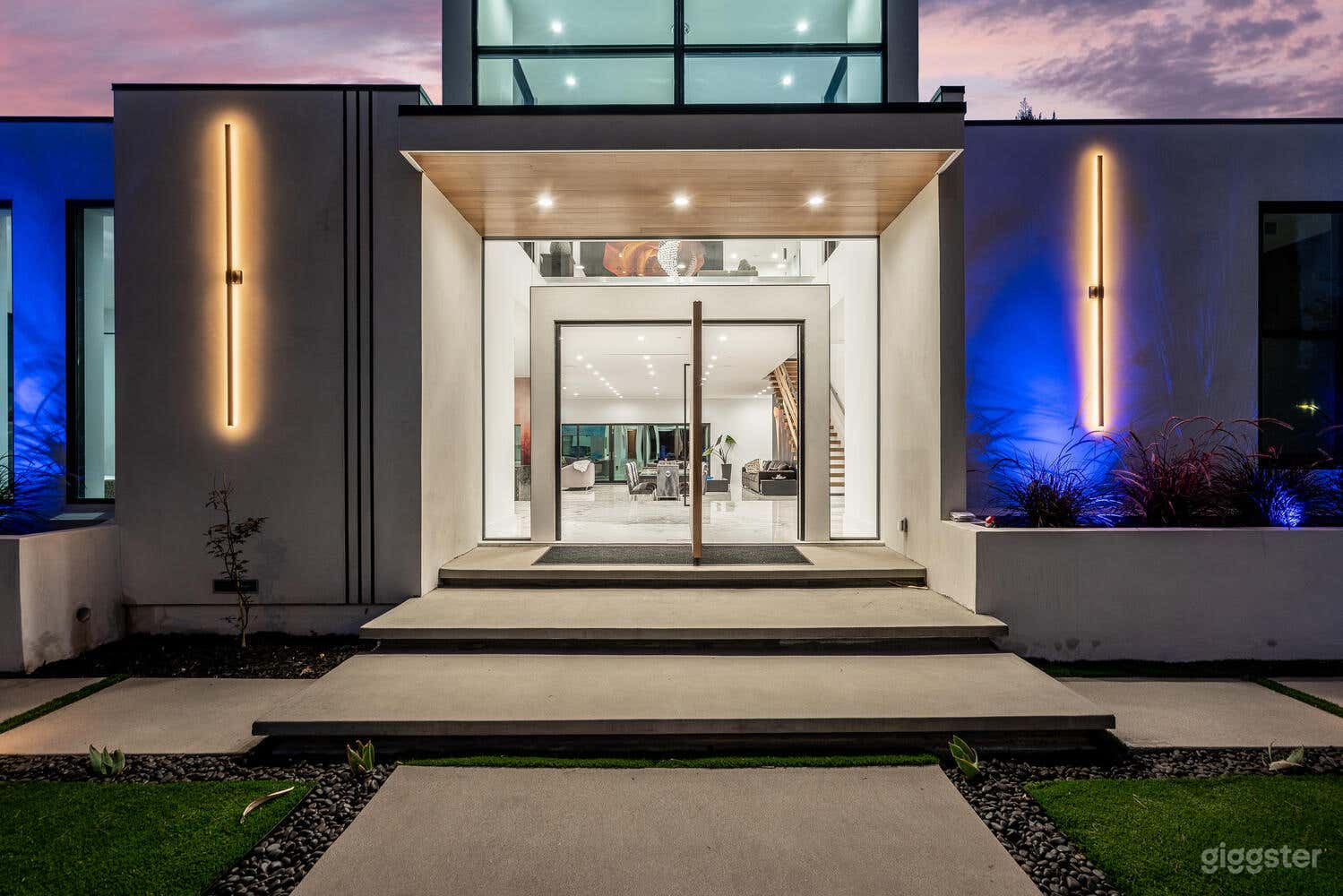 Beautiful Sherman Oaks Mansion For TV/Movies/Photo Photo 4