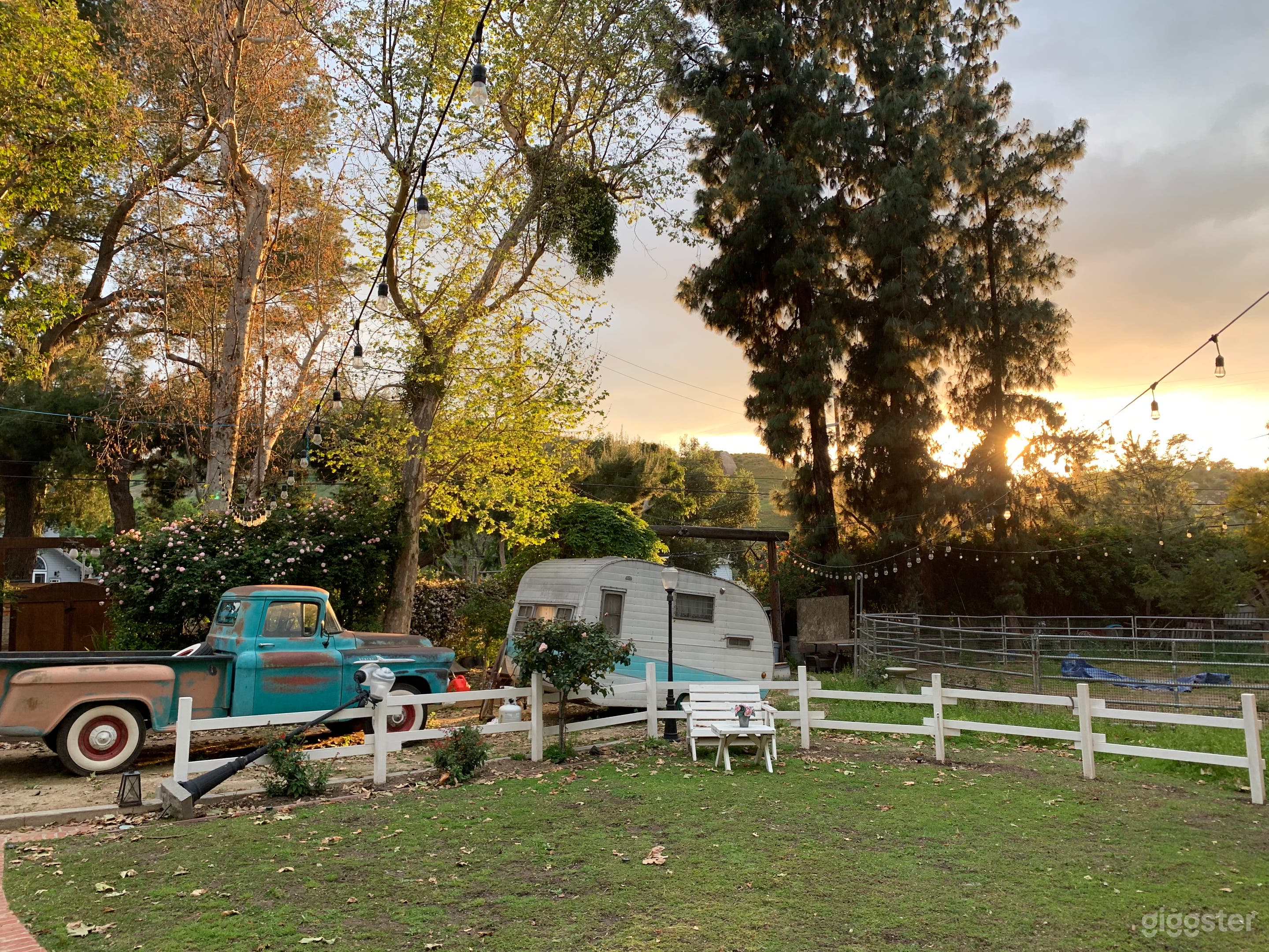 PICTURESQUE RUSTIC RANCH HAVEN Photo 1