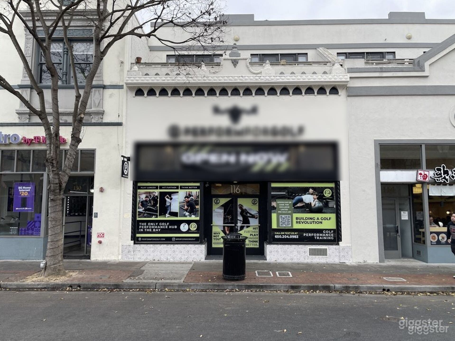 Equipped Golf Facility Photo 4