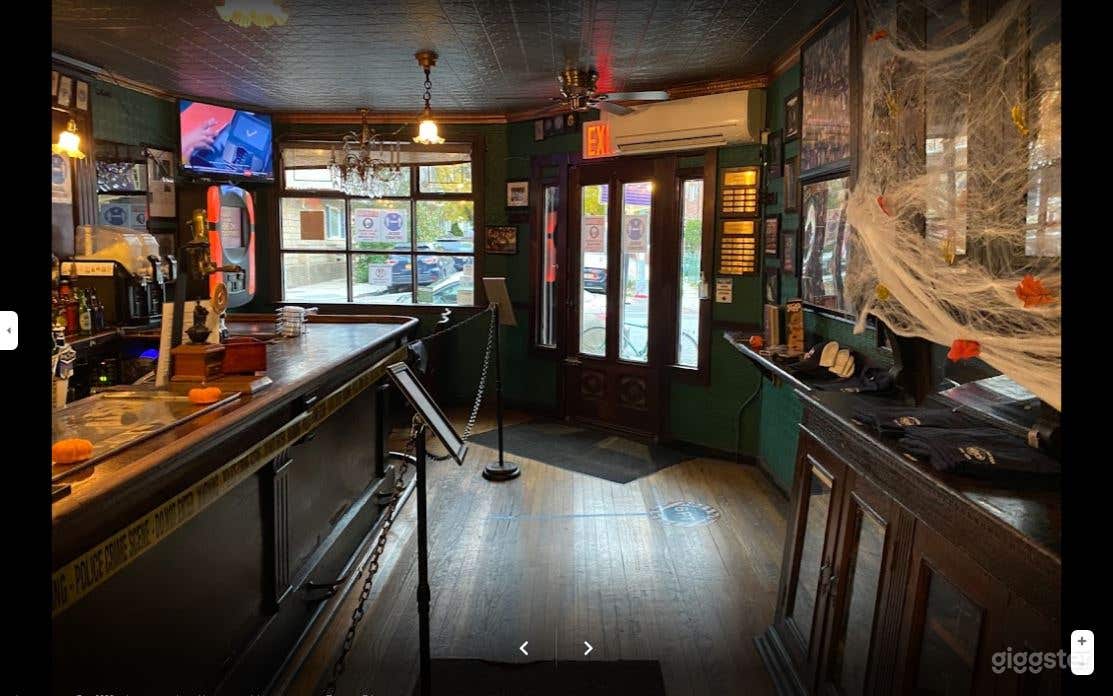 The Oldest Tavern in NYC Photo 4