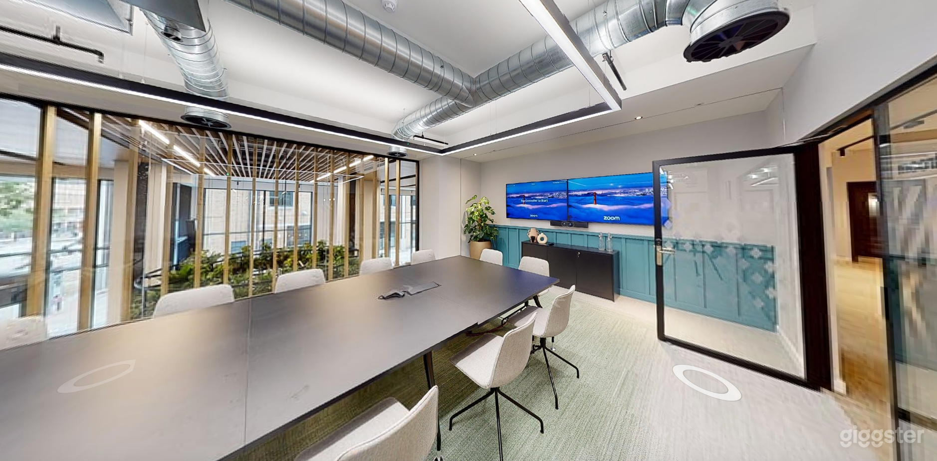 The Ballroom Room Good for 10 Persons Photo 1