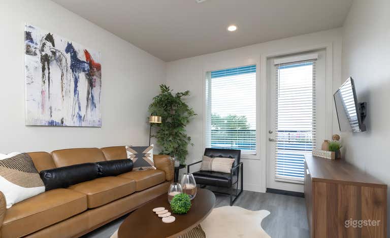  Trinity River Views | Modern Apartments Near Downtown FTW 