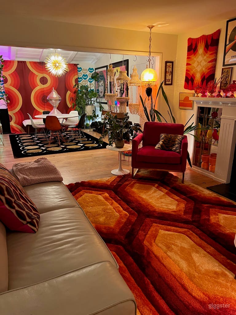  Groovy Living &amp; Dining Room 