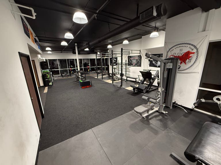  2,300 Sq Ft Private 24 Hour Gym Located in Irvine 