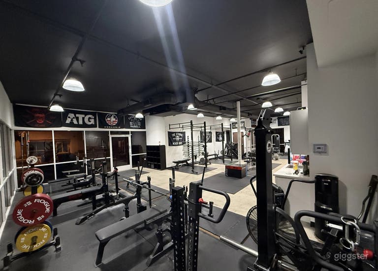  2,300 Sq Ft Private 24 Hour Gym Located in Irvine 