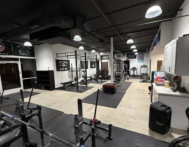 2,300 Sq Ft Private 24 Hour Gym Located in Irvine Rent this