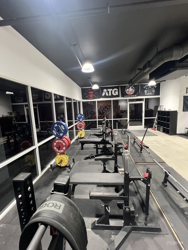  2,300 Sq Ft Private 24 Hour Gym Located in Irvine 