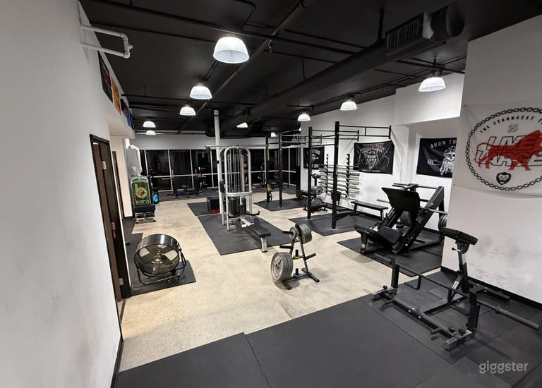  2,300 Sq Ft Private 24 Hour Gym Located in Irvine 