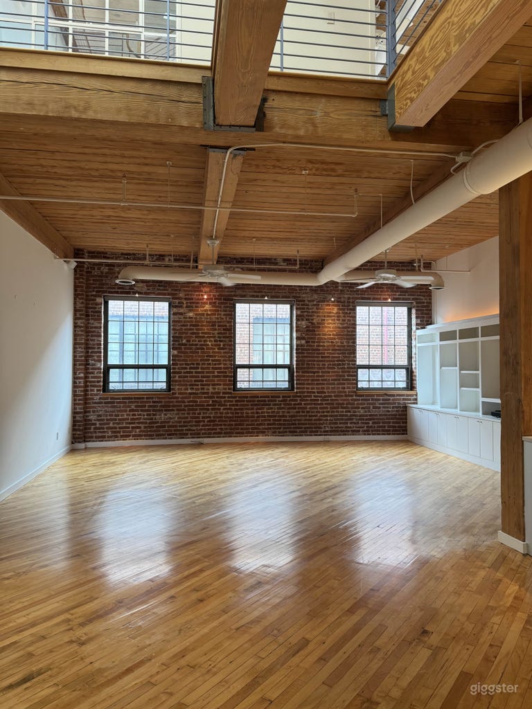  Spacious Atlanta Penthouse Perfect for Video Shoot 