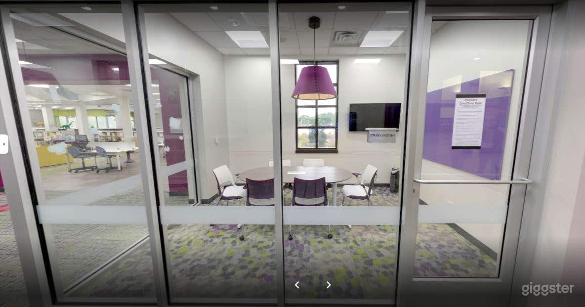 Library study room 3 in Jones Creek Branch Photo 4