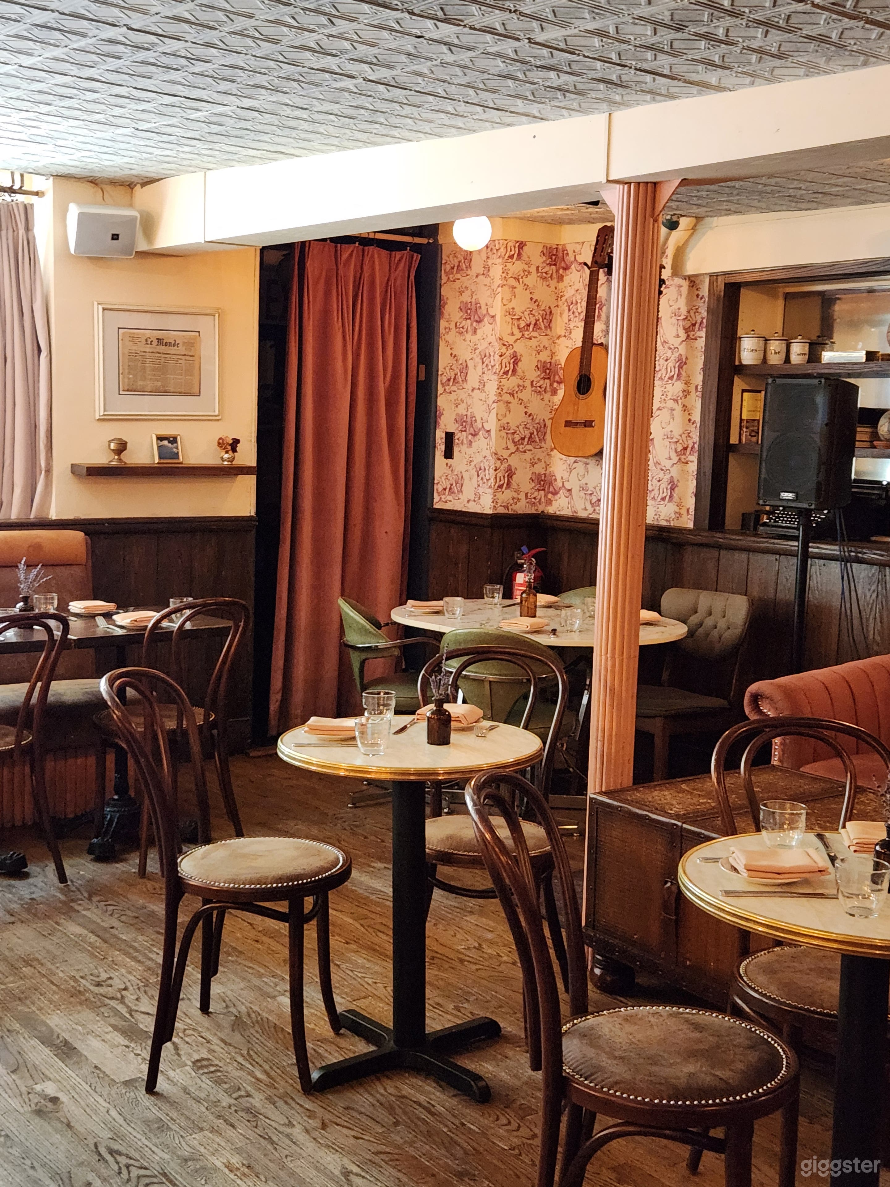 Amable/Eueropean/Classic Restaurant  Photo 2