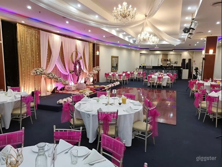  Elegant Crystal Room for Events with Stage & Lighting 