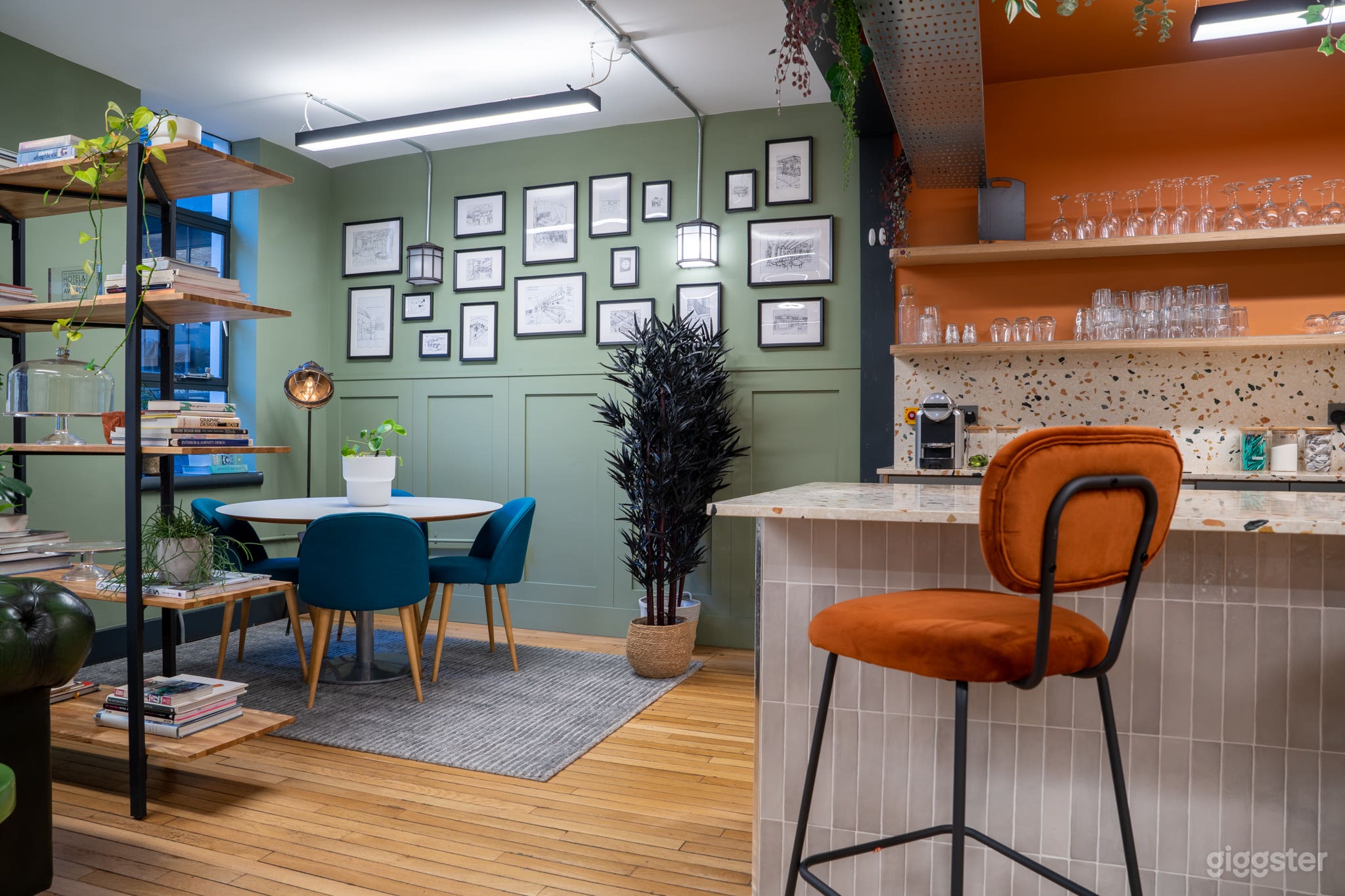 The Lantern by Tonik Photo 3