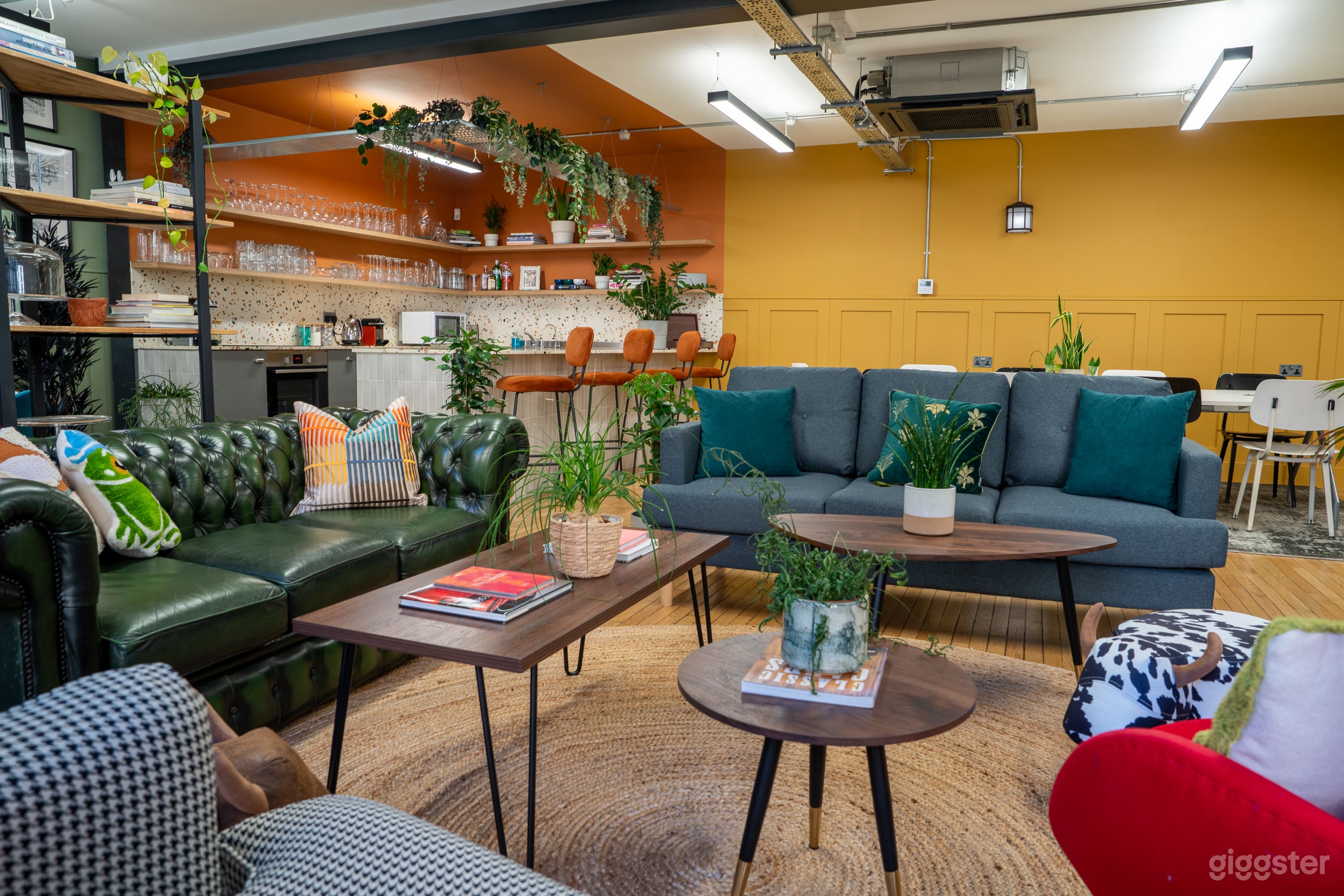 The Lantern by Tonik Photo 4