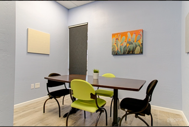  Modern Ray Room for 4  In Gilbert 