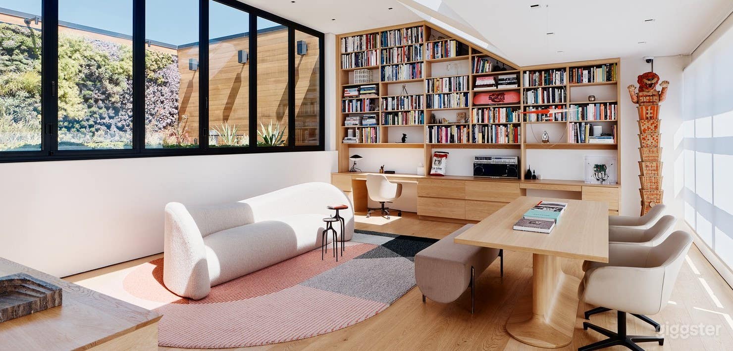 The Library and Lounge Photo 1