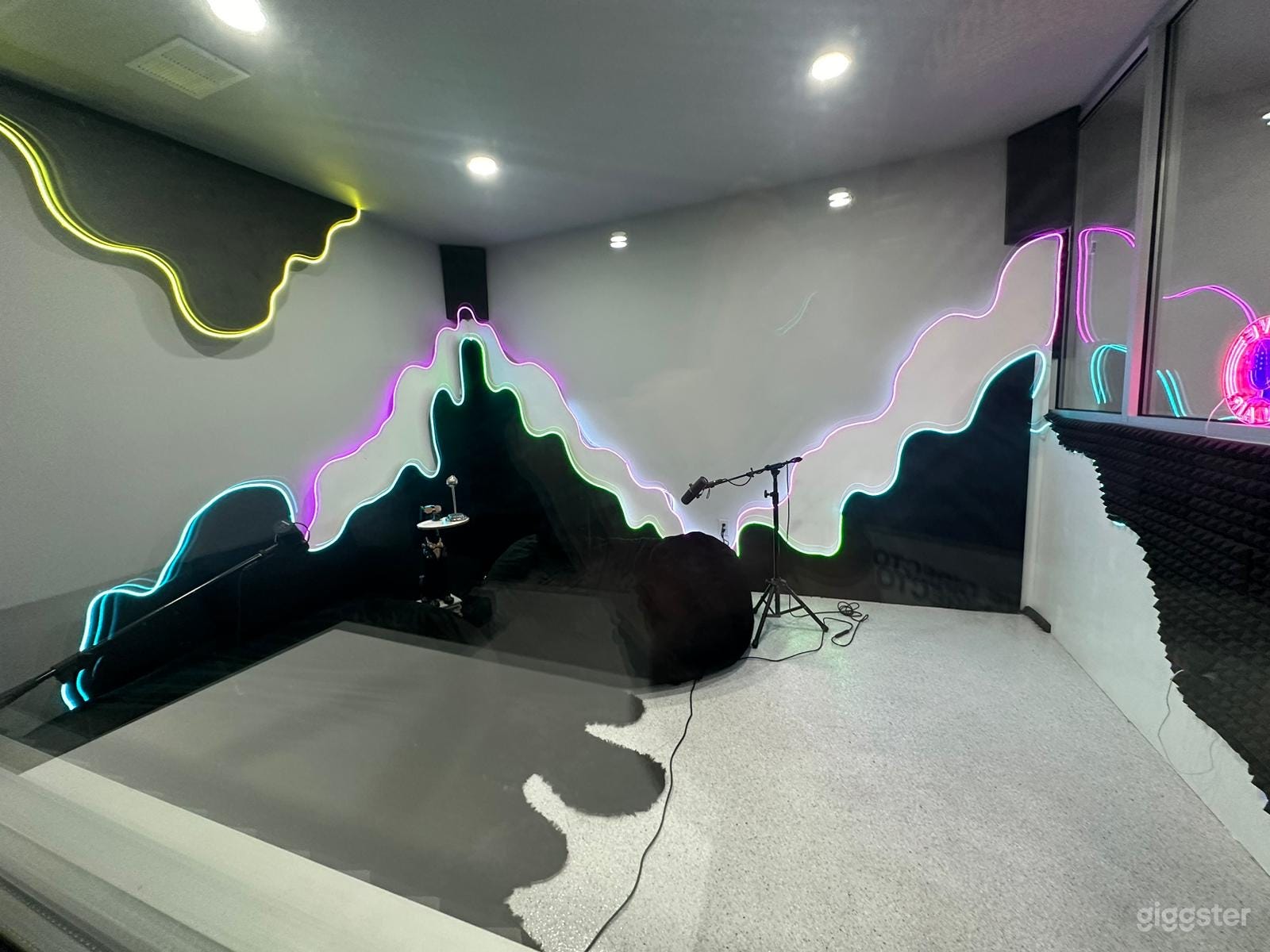 Podcast Space in Orlando Photo 1