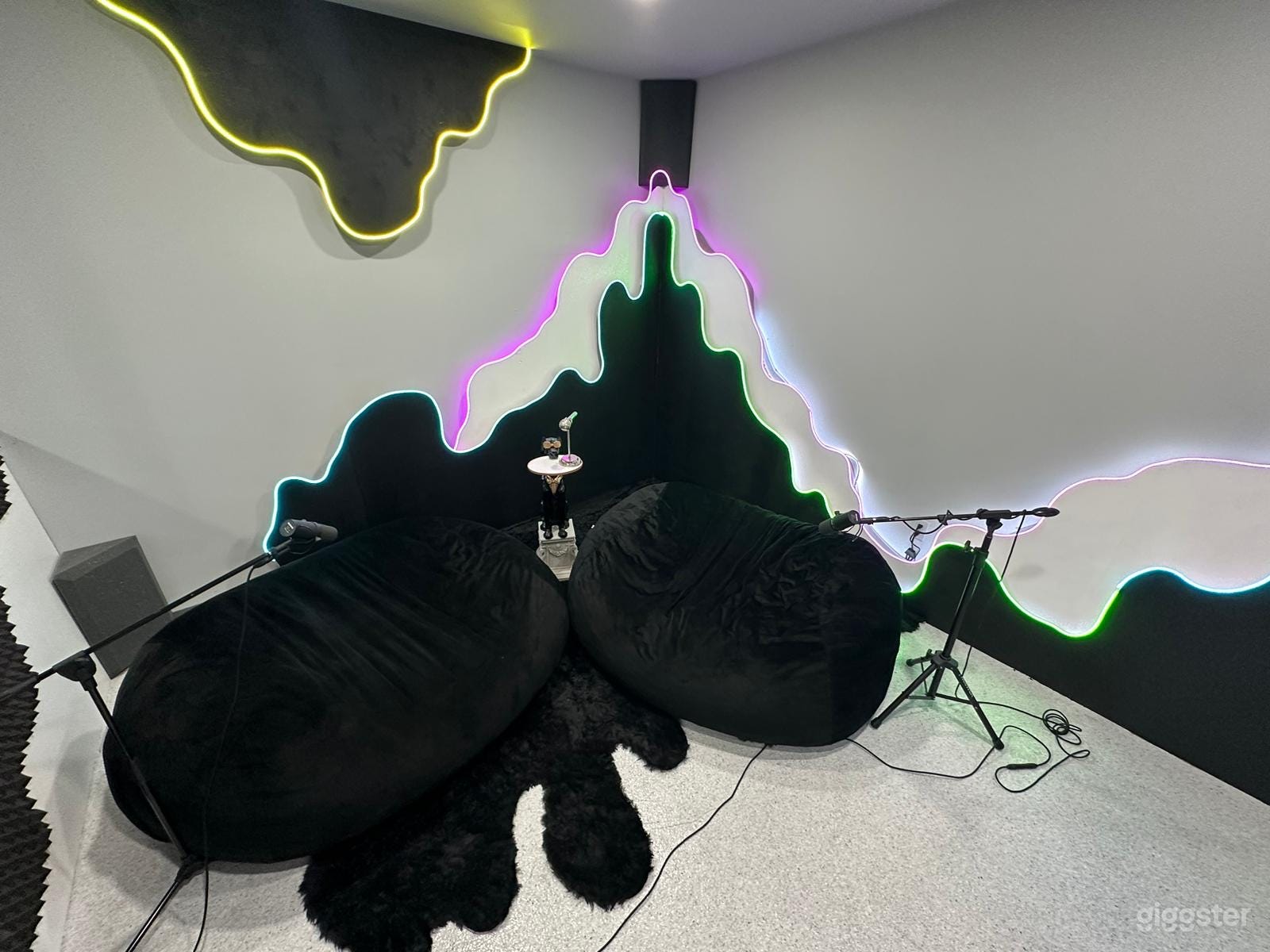 Podcast Space in Orlando Photo 3