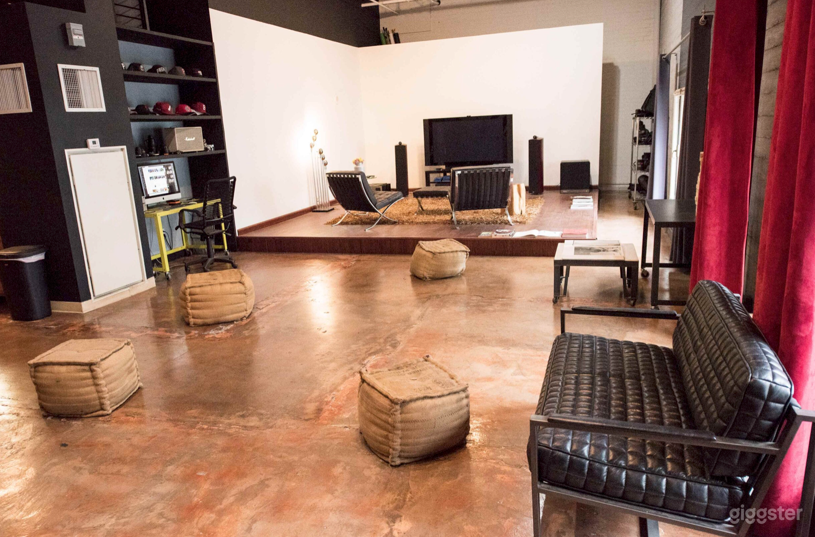 DTLA Fashion &amp; Film Studio – All Gear Included Photo 4