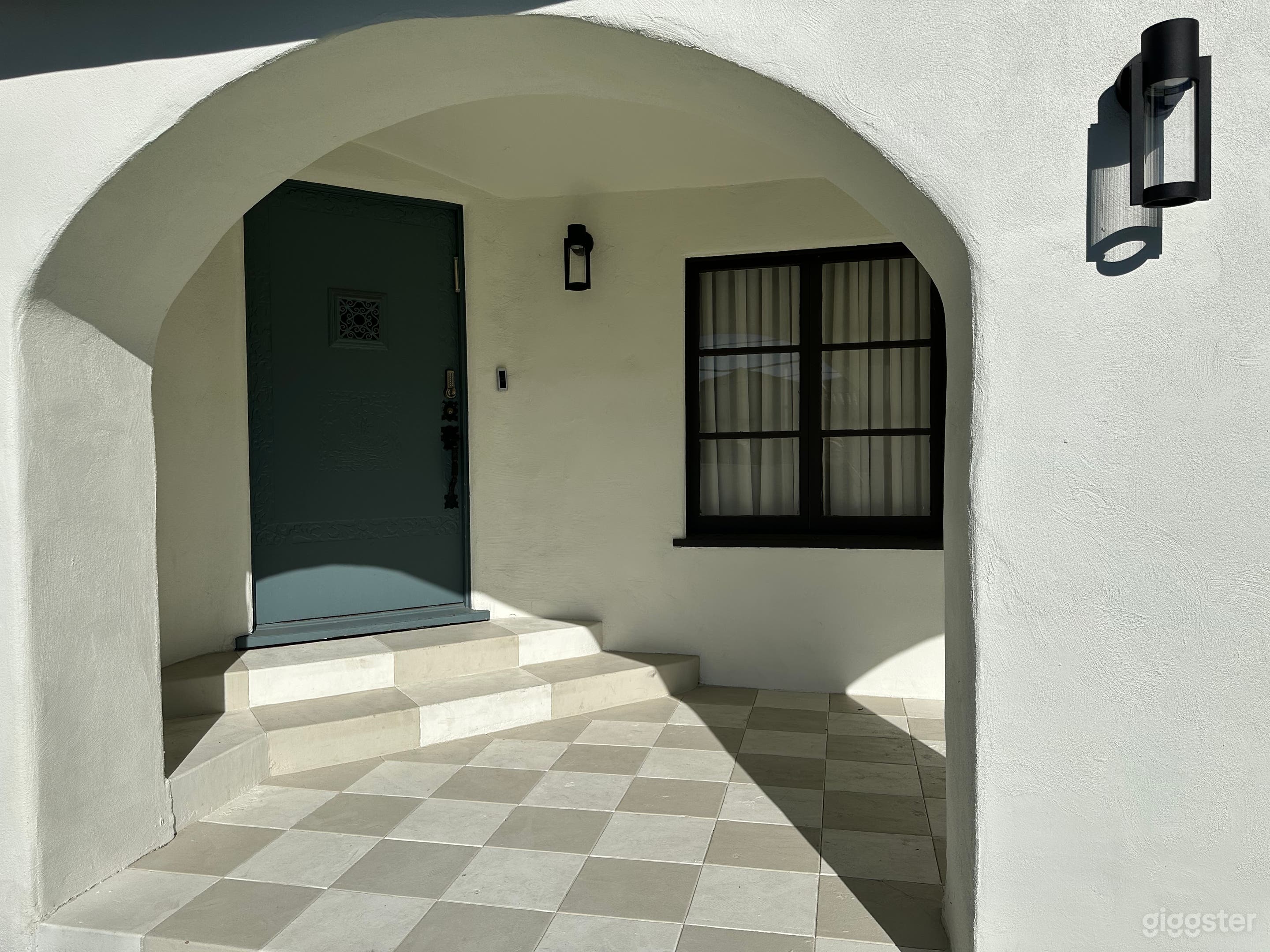 Large Spanish Revival Home (Lush Landscaping) Photo 4