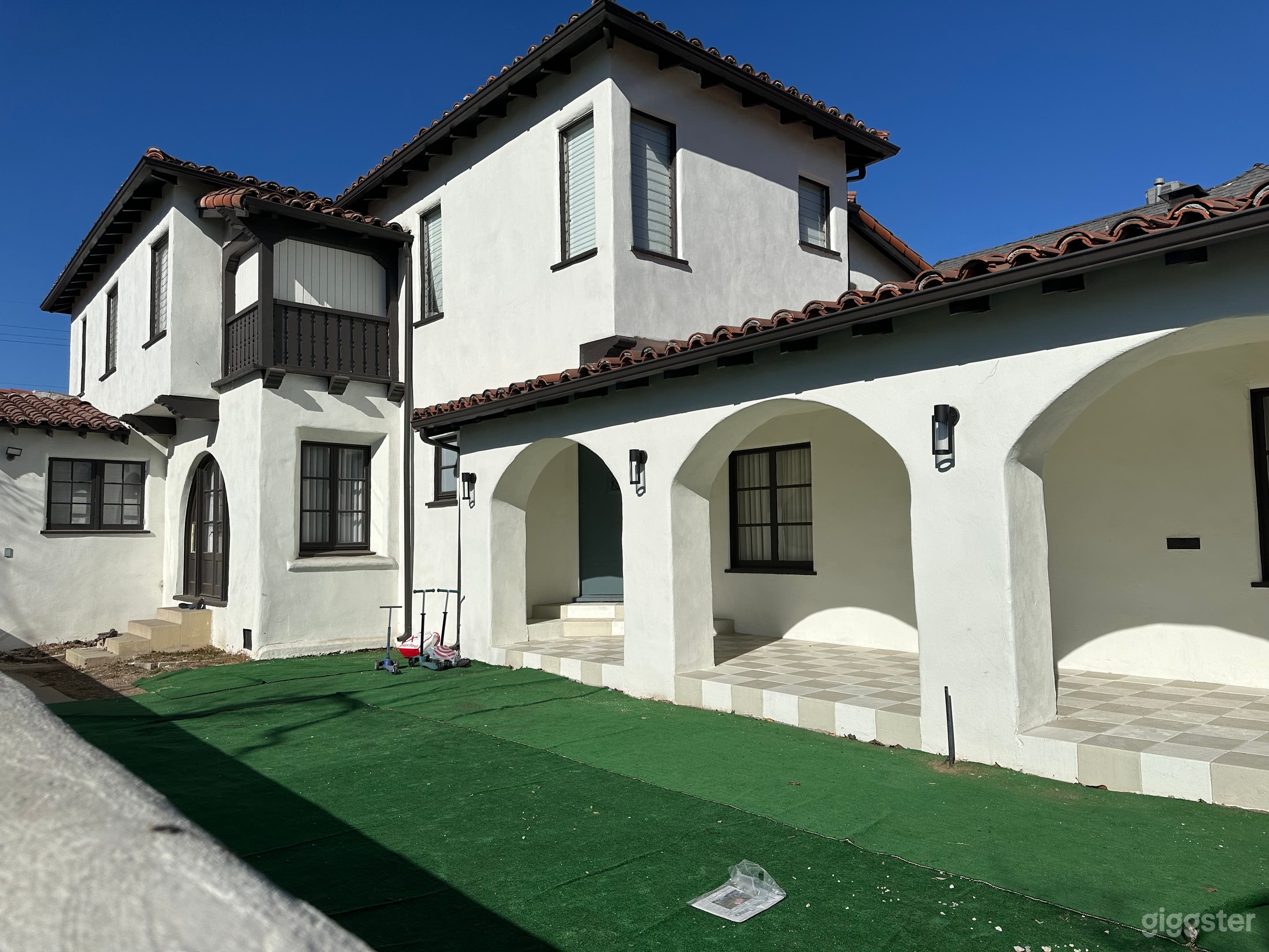 Large Spanish Revival Home (Lush Landscaping) Photo 3