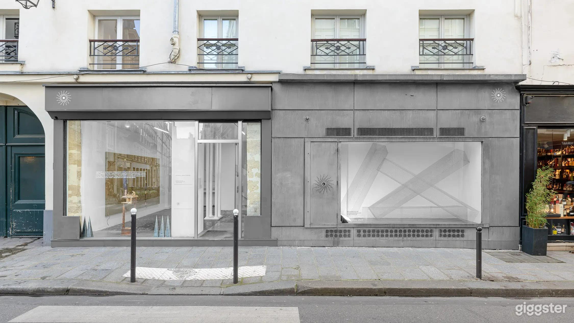 Superb Gallery Showroom in the Center of Paris - Pont Neuf Photo 1