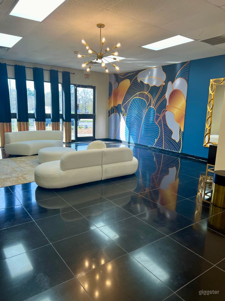  Opulent Flex Space In The Heat Of Raleigh 