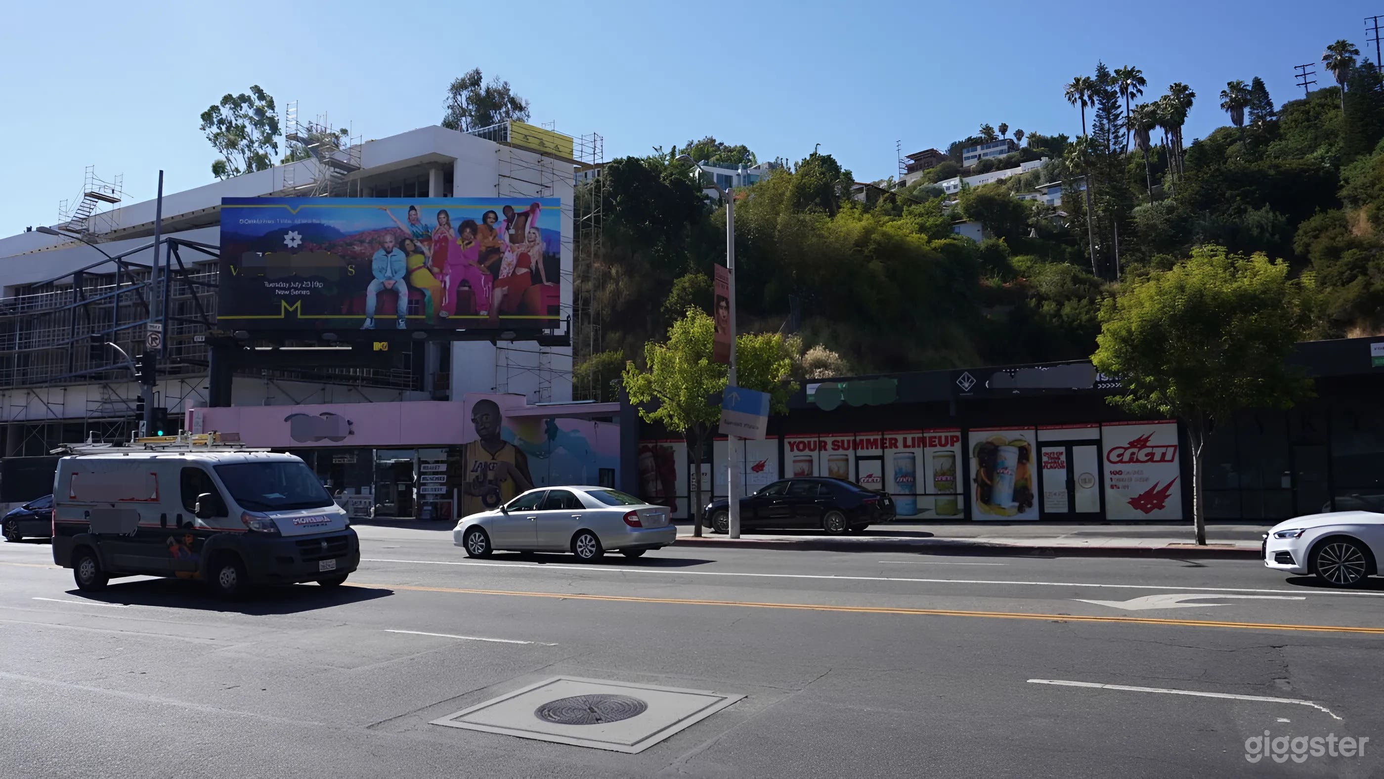 Prime Late-Night Market | Grocery Store with Parking &amp; High Visibility Photo 4