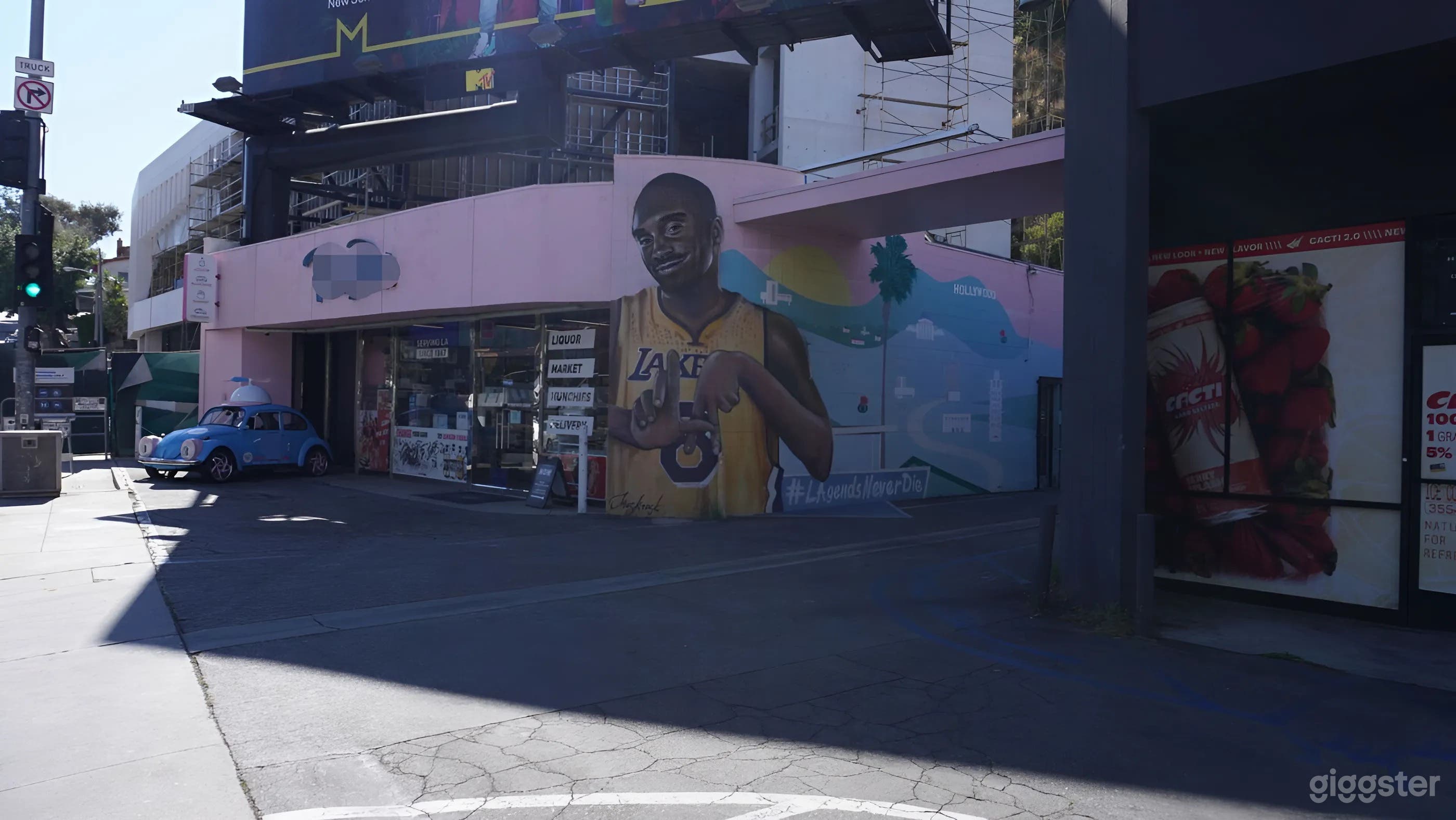 Prime Late-Night Market | Grocery Store with Parking &amp; High Visibility Photo 2