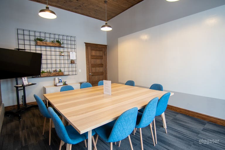  Mahone Meeting and Podcast Room 