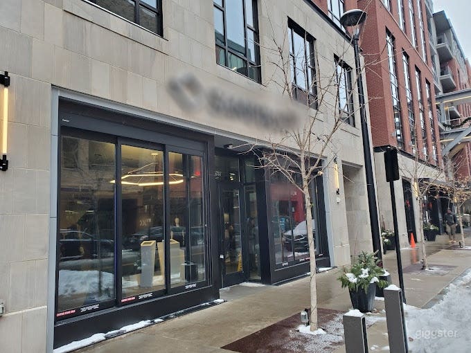 Modern &amp; Futuristic VR Space in Dublin Photo 4