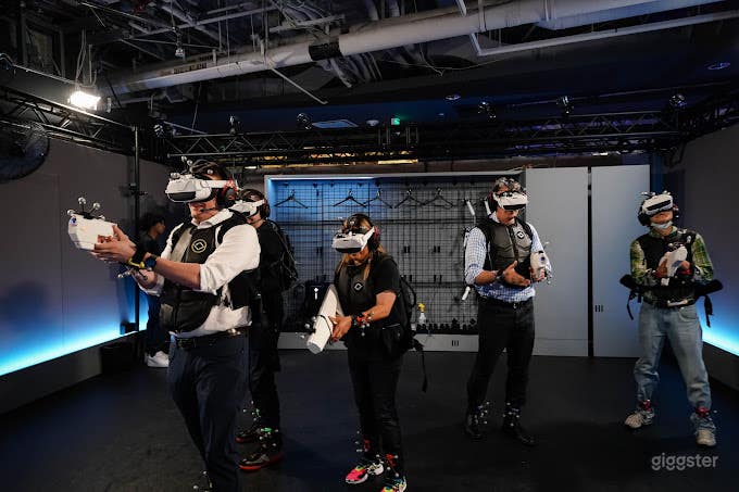 Modern &amp; Futuristic VR Space in Dublin Photo 2