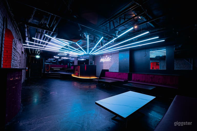  Espace de Club Nuit Premium à Louer 