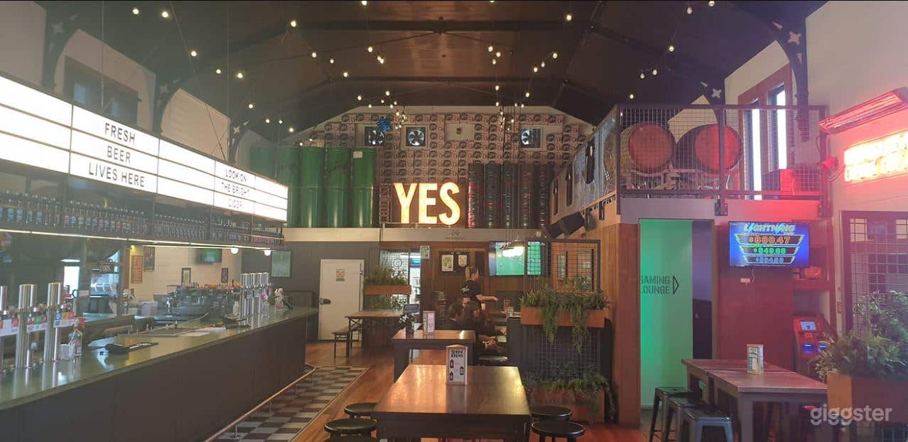 Bar Style Eatery in Hamilton Photo 1